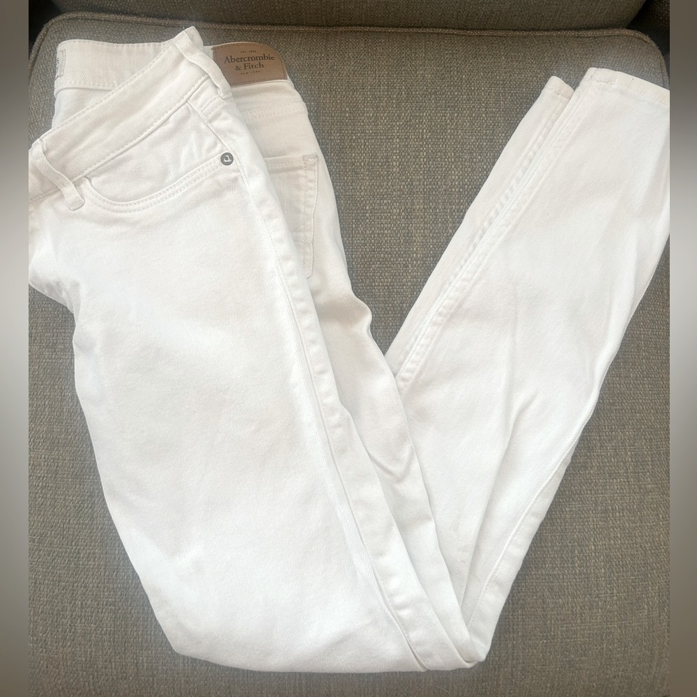 Abercrombie & Fitch White Skinny Jeans Classic Style